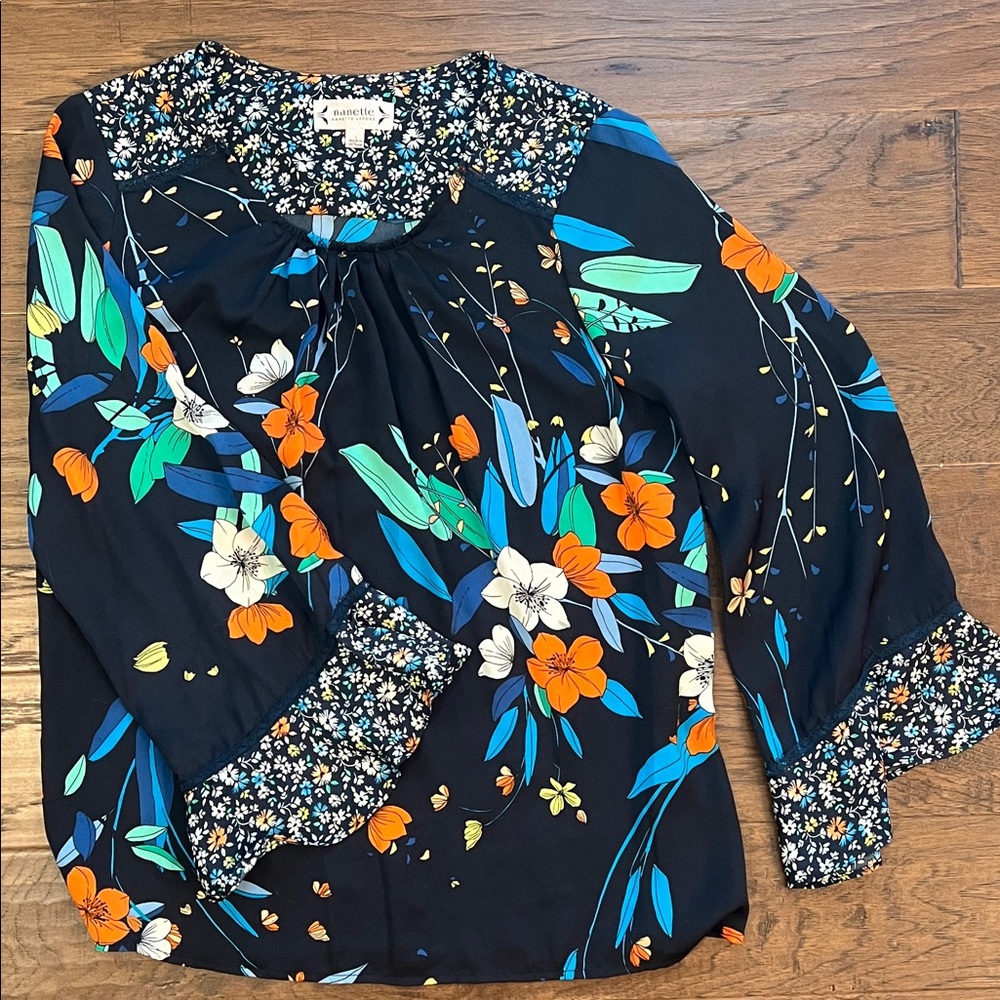 NWOT Nannette Navy Blouse with Floral Design